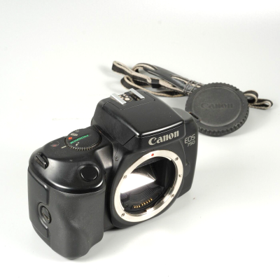 Canon EOS 750 35mm Film Camera Body
