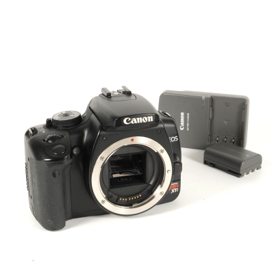 Canon EOS Digital Rebel XTi 10.1MP Digital SLR Camera