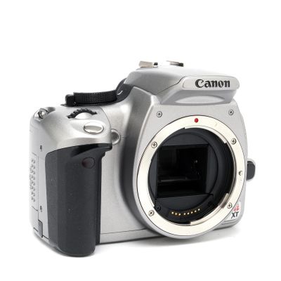 Canon EOS Rebel XT 8MP Digital SLR Camera Silver