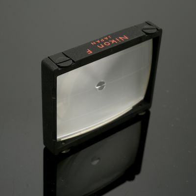 Nikon F & F2 Focusing Screen Type R Matte Fresnel with Split Image Center