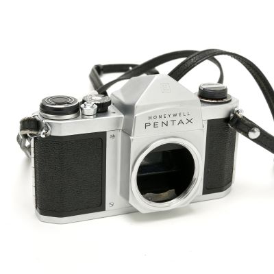 Honeywell Pentax H1A 35mm SLR Film Camera