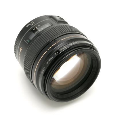 Canon EF 85mm f/1.8 USM Lens
