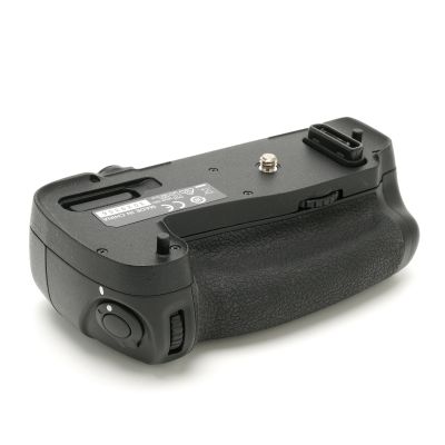 Nikon MB-D16 Multi Power Battery Grip for D750