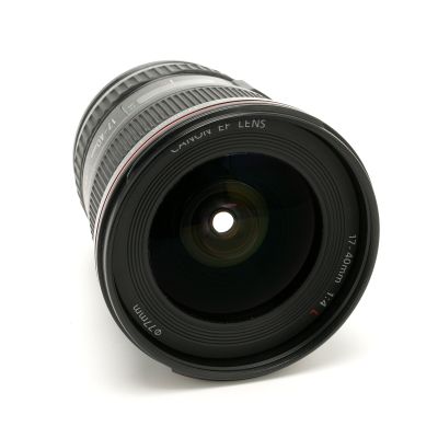 Canon EF 17-40mm f/4 L USM Lens