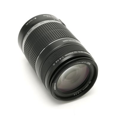 Canon EF-S 55-250mm f/4-5.6 IS Lens
