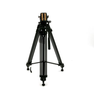 Magnus VT-4000 Tripod System with Pan/Tilt Head