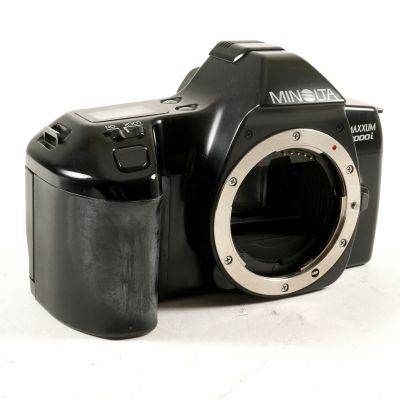 Minolta Maxxum 3000i 35mm SLR Film Camera